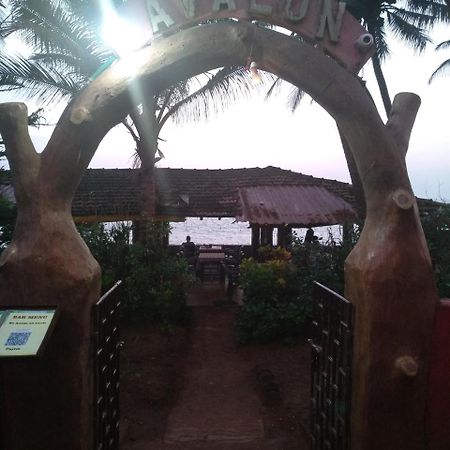 Avalon Sunset Hotel Anjuna Exterior foto